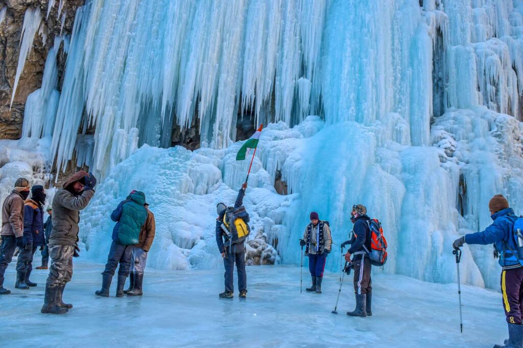 chadar trek in ladakh